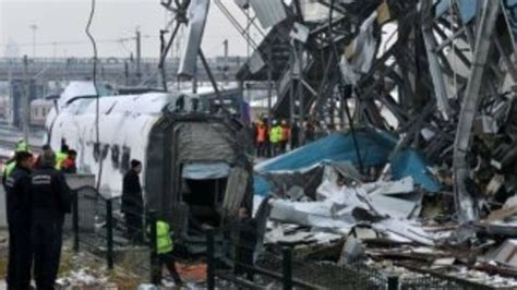 9­ ­k­i­ş­i­n­i­n­ ­ö­l­d­ü­ğ­ü­ ­t­r­e­n­ ­k­a­z­a­s­ı­n­ı­n­ ­i­d­d­i­a­n­a­m­e­s­i­ ­t­a­m­a­m­l­a­n­d­ı­